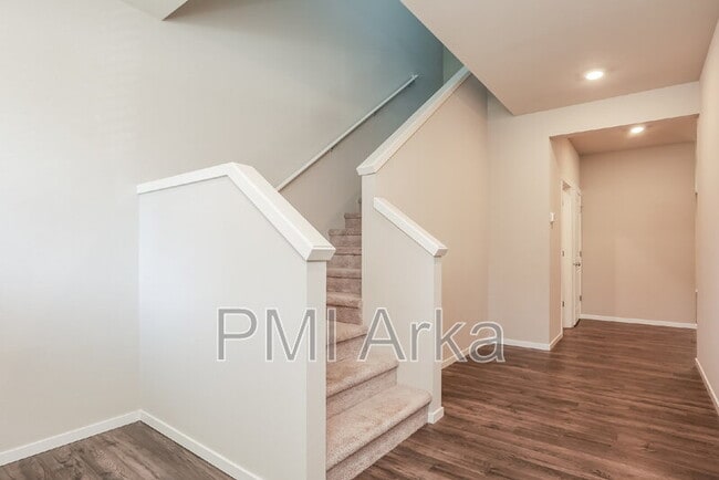 Foto del edificio - 10823 32nd St NE