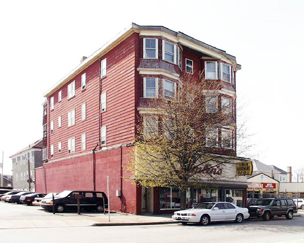 alternate view - 33 Rodney French Blvd