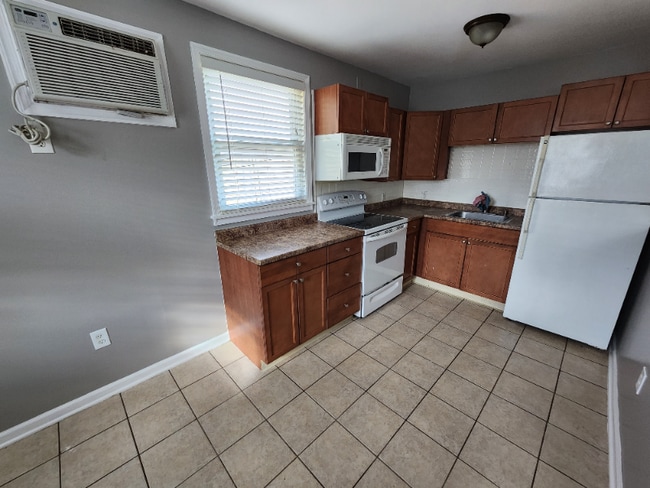 Building Photo - 715 S Filmore St