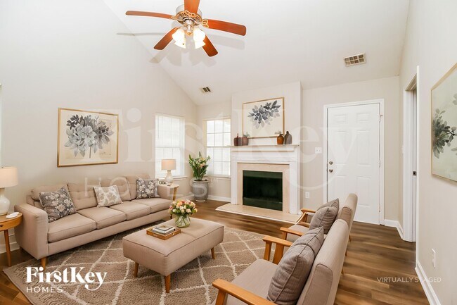 Foto del edificio - 115 Kendall Ln