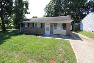 Building Photo - 2511 Lincoln Ave