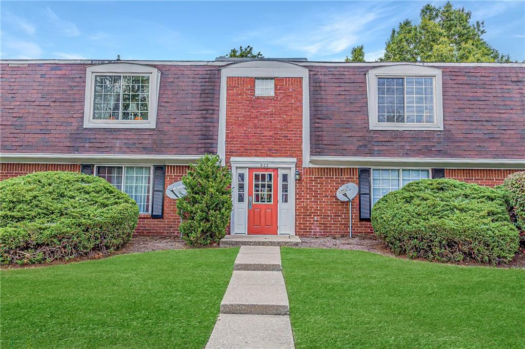 Foto principal - 922 Hoover Village Dr