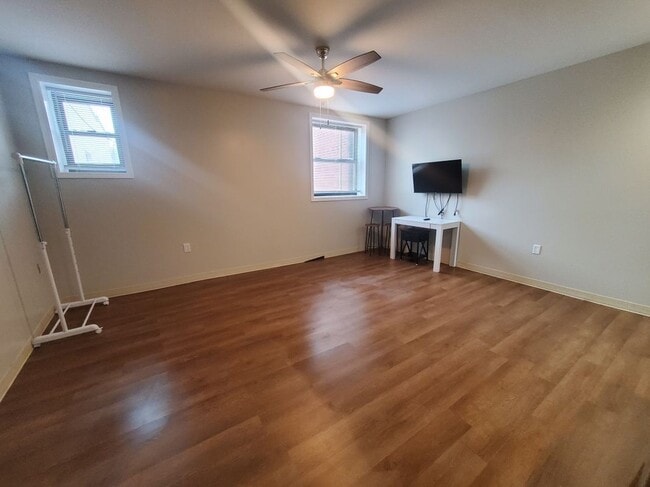 Foto del edificio - 643 Washington St