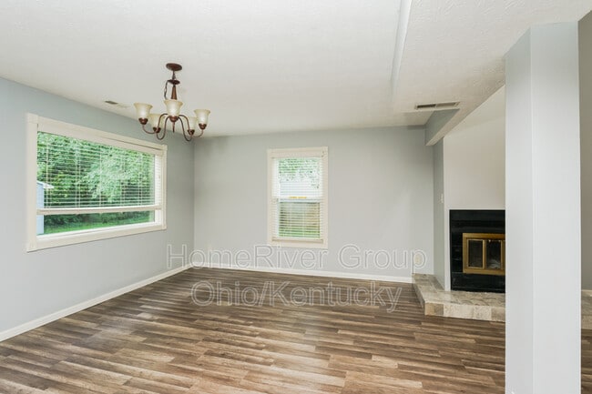 Building Photo - 8067 Buckland Dr