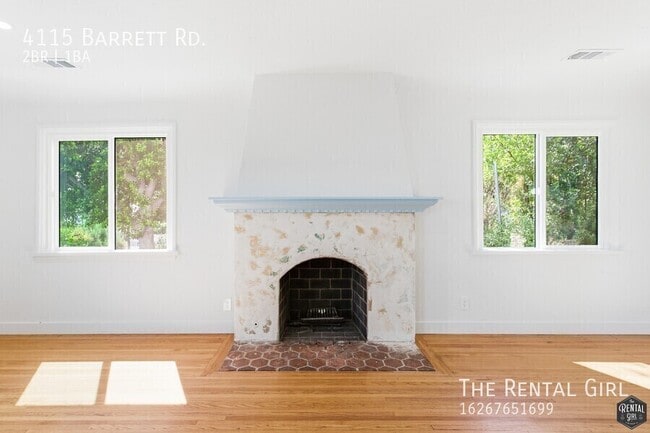 Foto del edificio - 4115 Barrett Rd