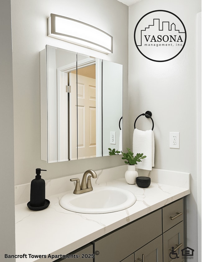 Foto del edificio - Bancroft Towers Apartments