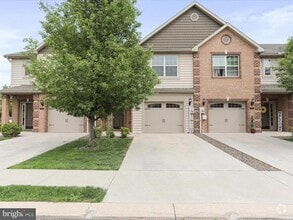 Building Photo - 20 Delano Dr