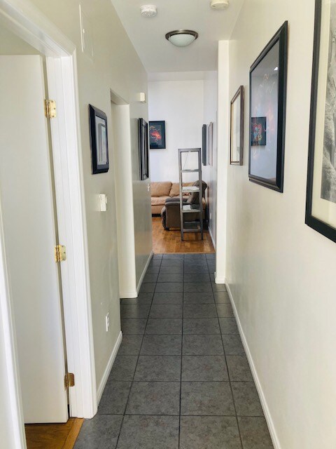 Foto principal - 1354 W 24th St