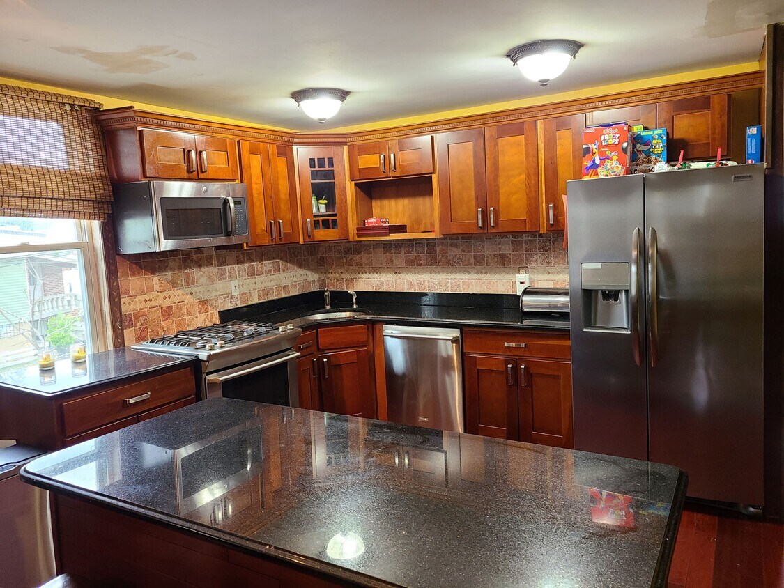 Foto principal - 8401 94th St