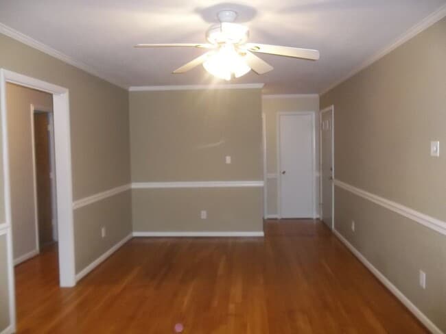 Building Photo - One Story Brick Home in Hampton VA