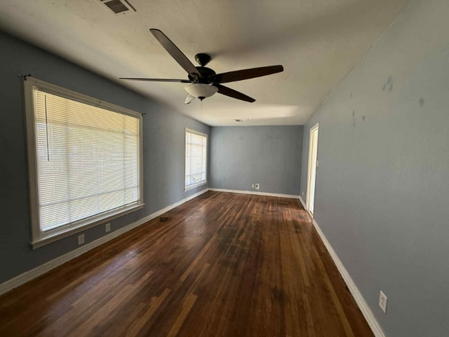 Building Photo - 3621 Cline Rd