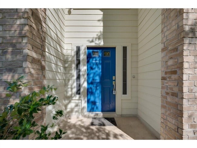 Building Photo - 6710 Breezy Pass