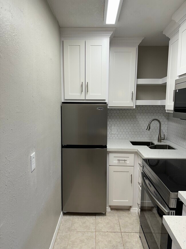 Foto del edificio - 1219 Welch St