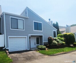 Building Photo - 55 Peddlers Dr