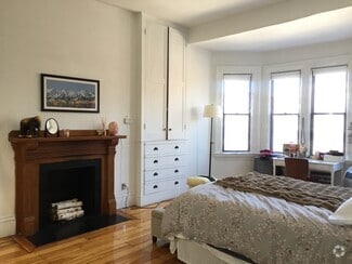 Building Photo - 354 Marlborough St