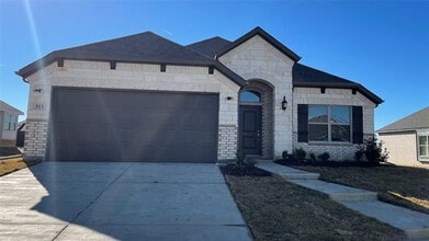 Building Photo - 513 Redbud Dr