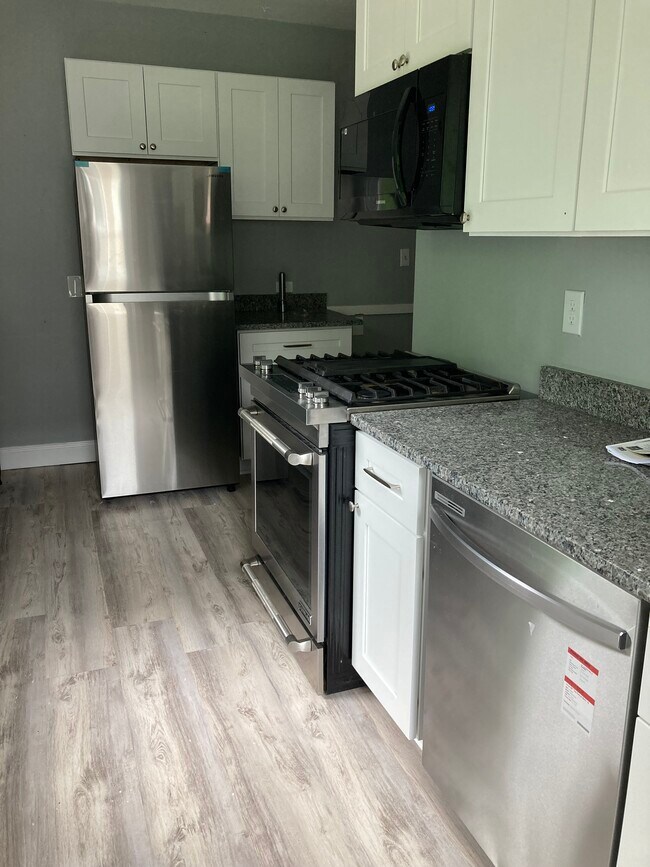 Unit 2 - 4 Baker St