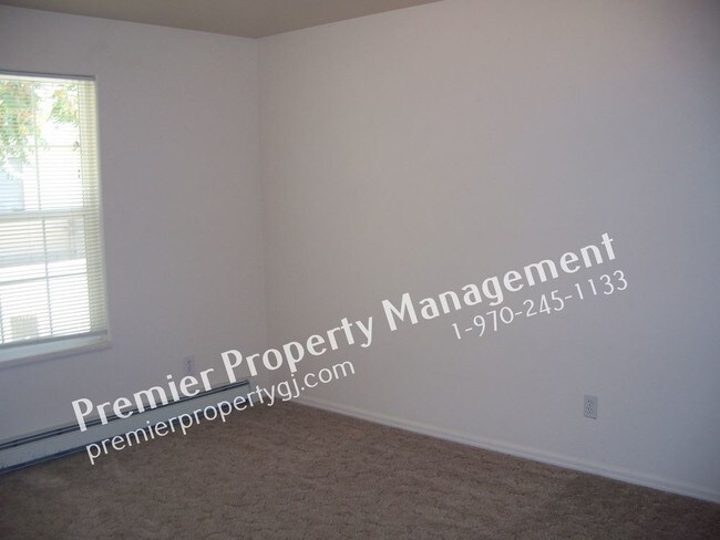 Building Photo - 432 Smallwood A
