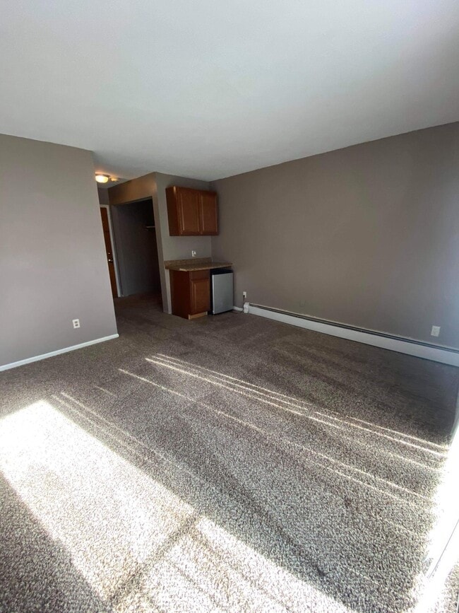 Building Photo - 2713 Burnet Ave