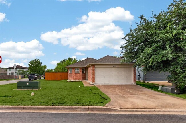 Building Photo - 16517 Trevin Cove
