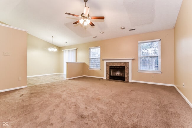 Building Photo - 3935 Libra Ln