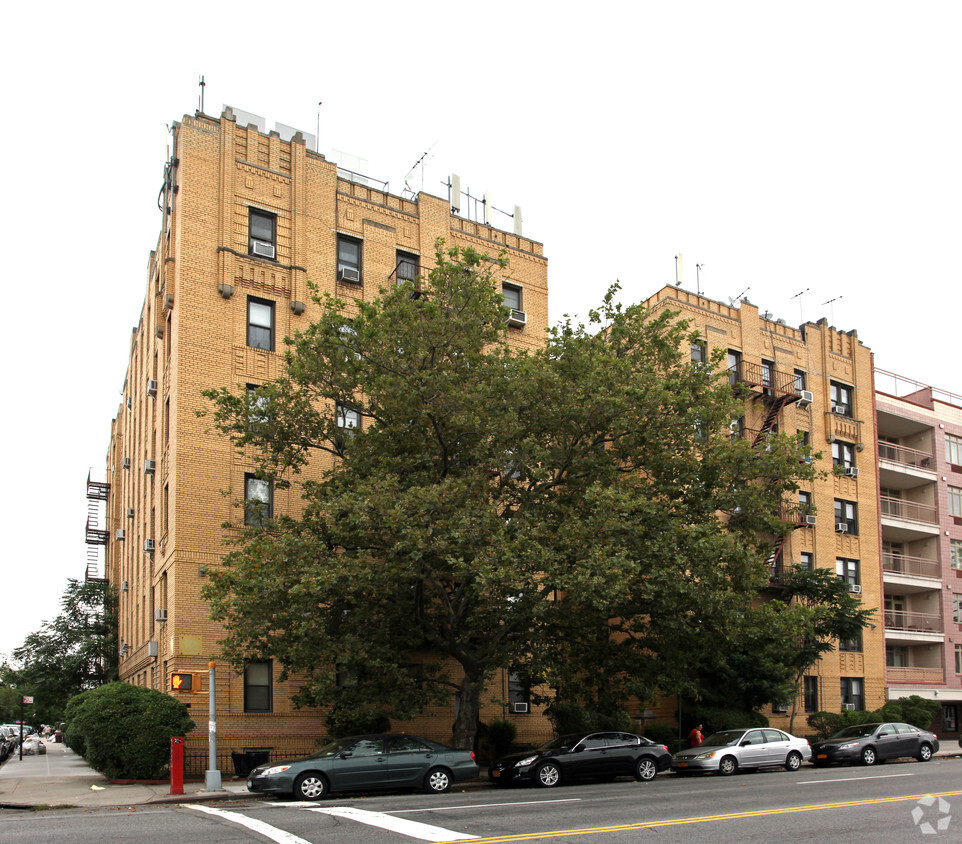 Building Photo - 273 Avenue P