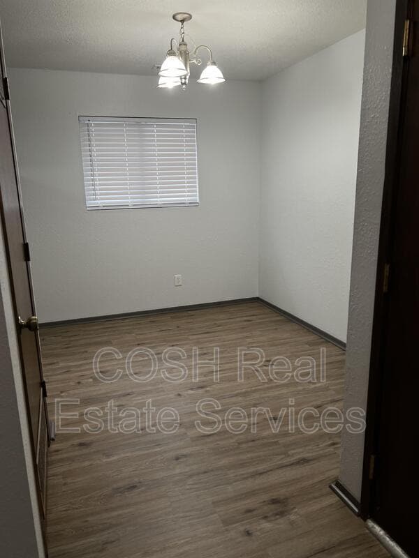 Building Photo - 307 S Seneca St