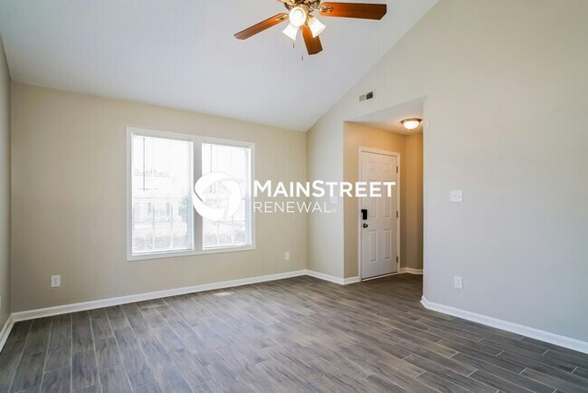 Foto del edificio - 3 Bedroom Pet-Friendly Home in KNIGHTDALE, NC with Main Street Renewal