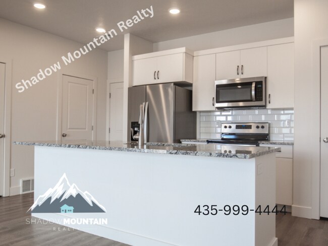 Building Photo - 358 S 1540 E