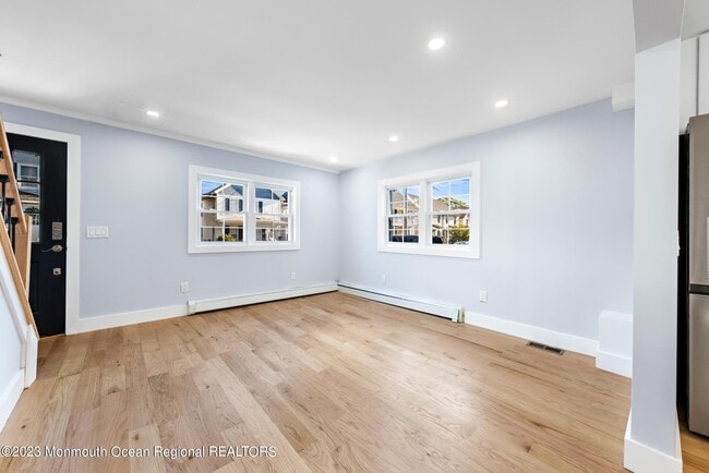 Building Photo - 69 4th St
