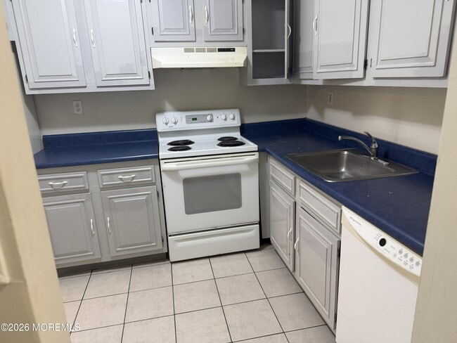 Building Photo - 74 Northrup Dr