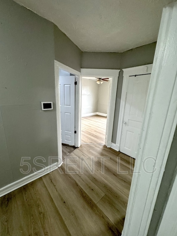 Building Photo - 2201 Burnet Ave