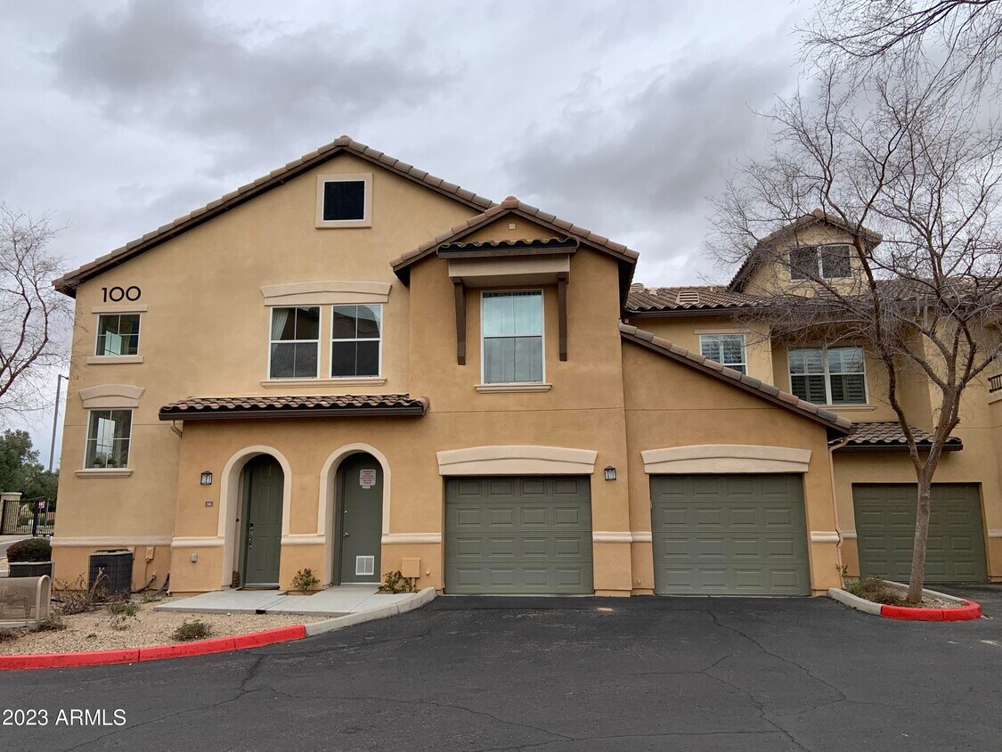 Foto principal - 14575 W Mountain View Blvd