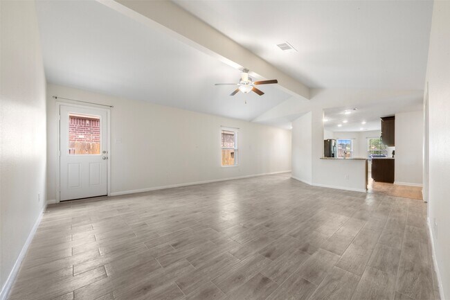 Foto del edificio - 22703 Steel Blue Jaybird Dr