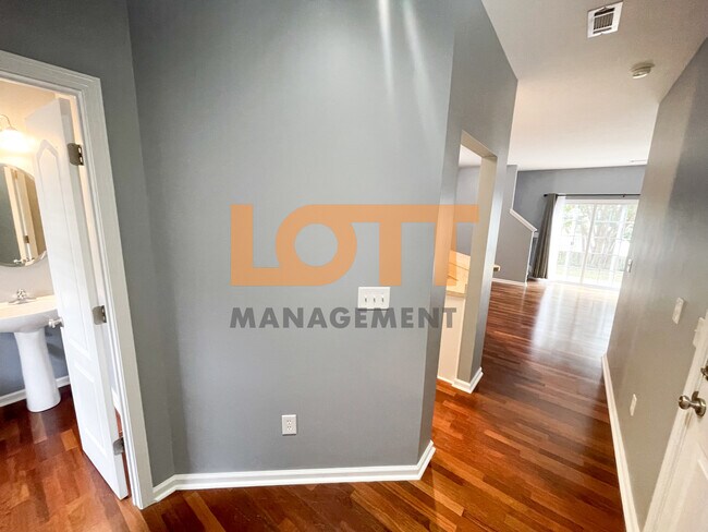 Foto del edificio - 238 Cedar Crossing Ln