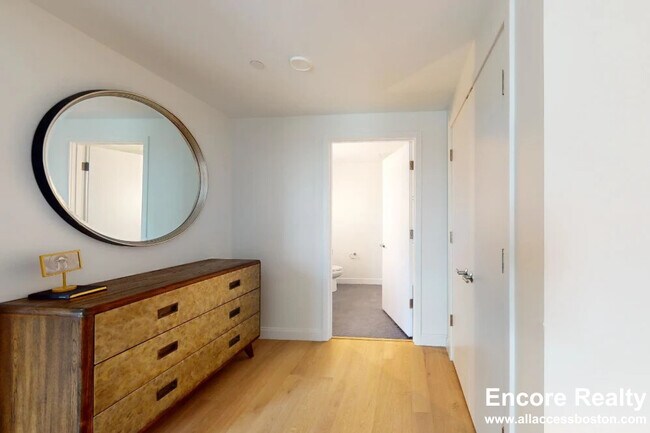 Foto del edificio - 55 Brighton Ave