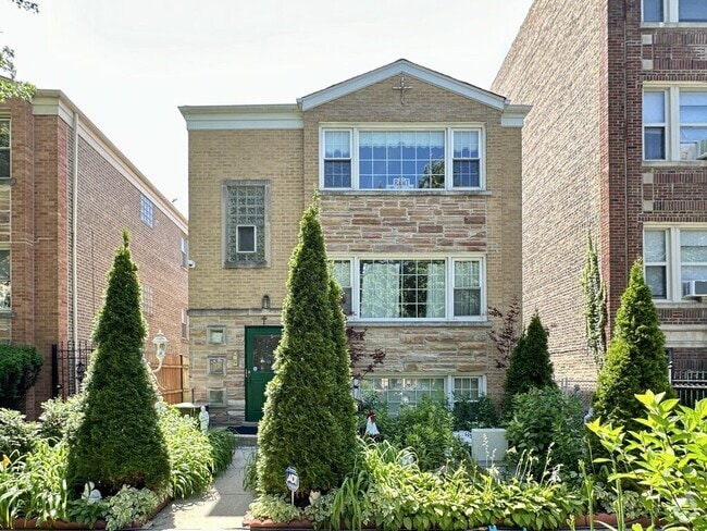 Building Photo - 5534 N Campbell Ave