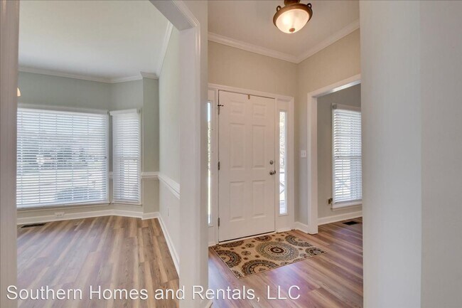 Foto del edificio - 4 br, 2.5 bath House - 1109 Woodruff Way
