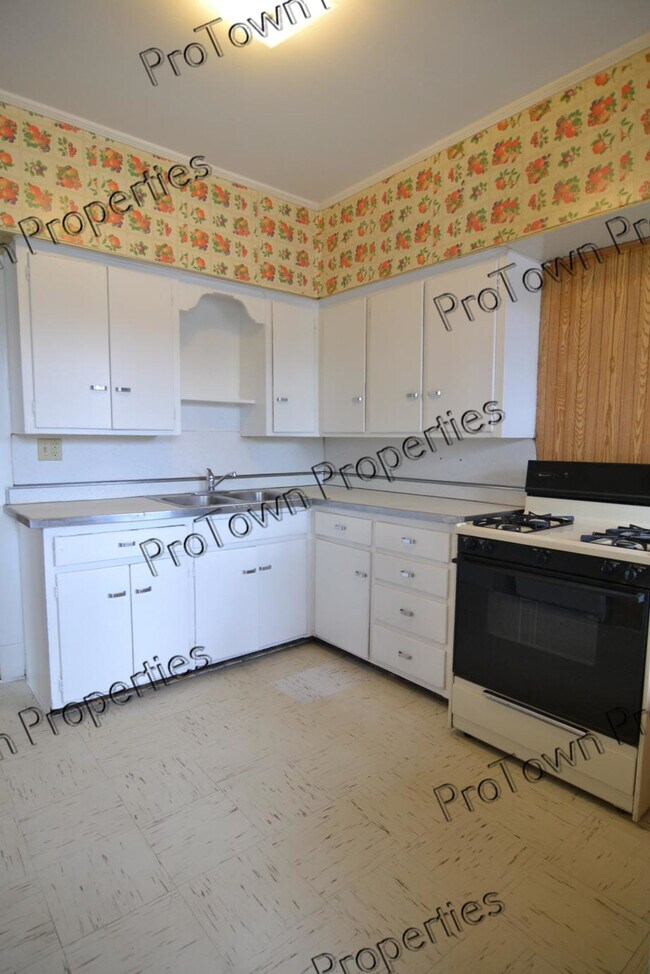 Foto del edificio - 213 N Hickory St