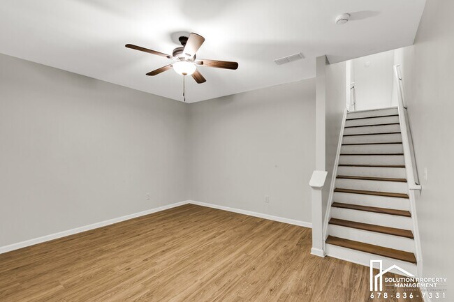 Building Photo - 3160 Mill Springs Cir NE