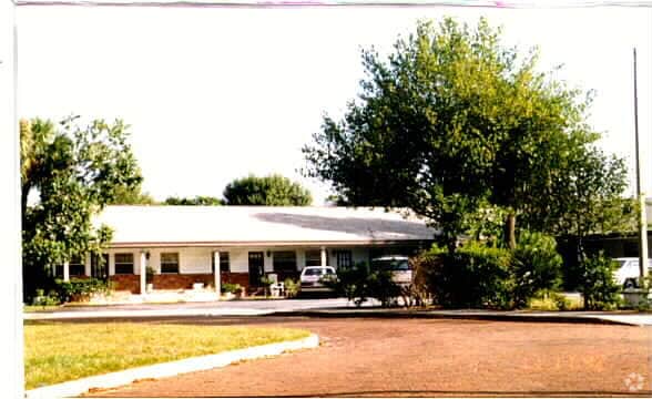 Building Photo - Eagle Crest Apartments