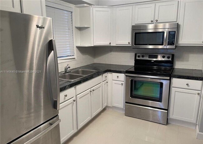 Foto del edificio - 3101 NW 5th St