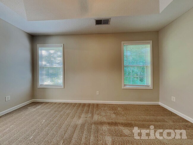 Building Photo - 103 Fairfax Dr