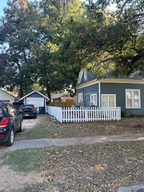 Foto del edificio - 501 E Grant Ave