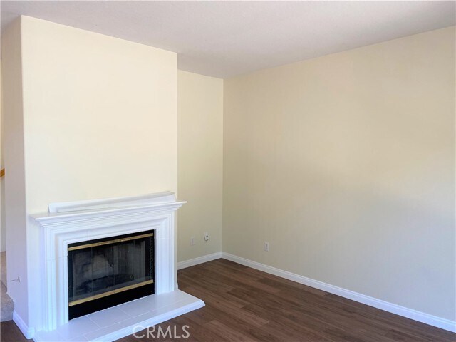 Foto del edificio - 105 Tierra Plano