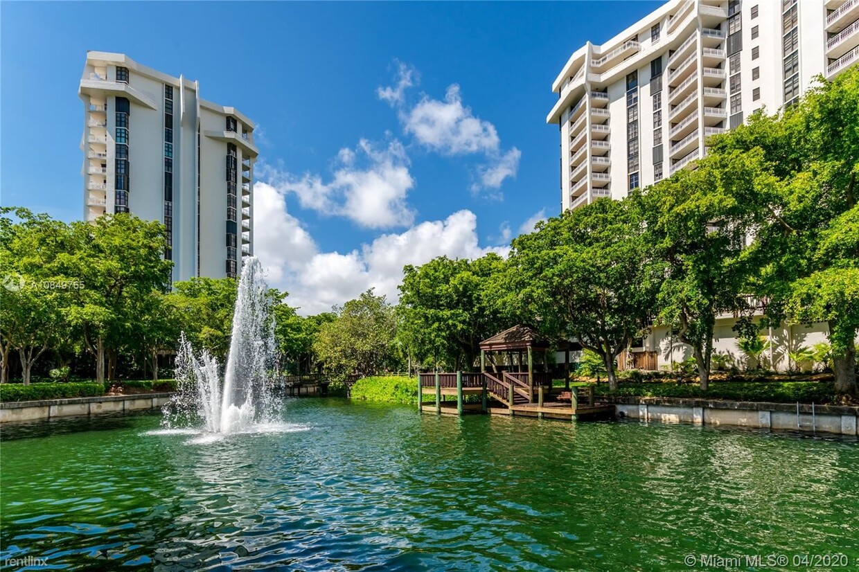 2 br, 2 bath - 4000 Towerside Ter Apt 1903 - 2 br, 2 bath  - 4000 Towerside Ter Apt 1903