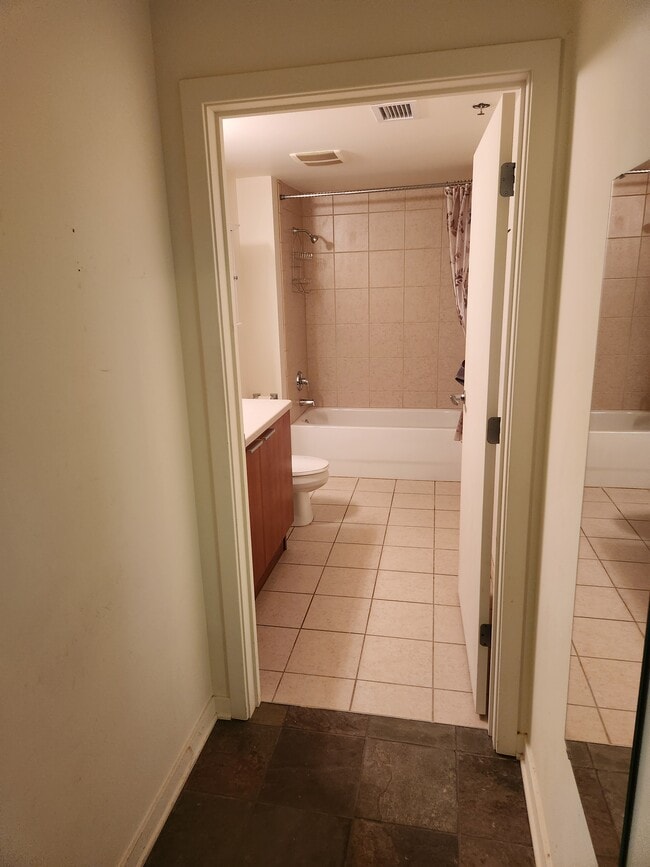 Fotografía del edificio - 432 S Washington Ave