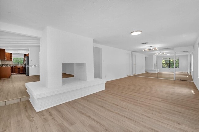 Building Photo - 5096 SW 28th Terrace