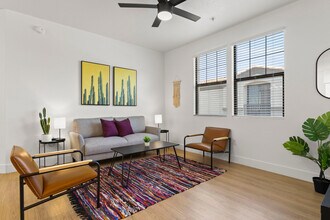 Building Photo - 9450 W Cabela Dr