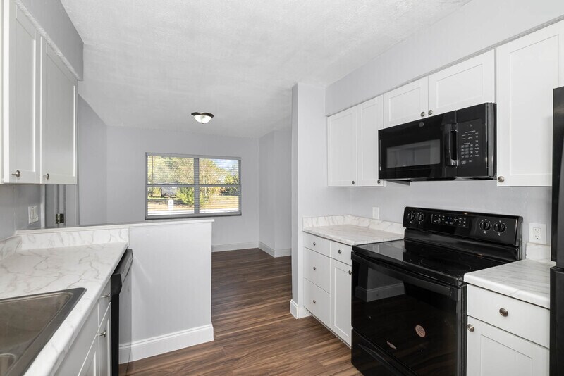 Foto principal - 2305 Burns Ave